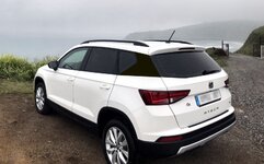 Ateca trozo negro atras bis.jpg