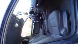 Interior delantero.JPG Interior delantero.JPG