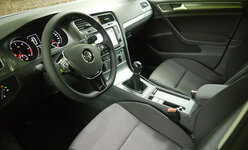 2013-vw-golf-bluemotion-front-interior.jpg