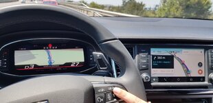 Navi System + Waze.jpeg