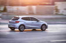 SEAT IBIZA 069L.JPG
