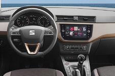 SEAT IBIZA 075L.JPG