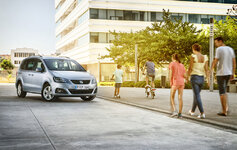 SEAT ALHAMBRA 007L.jpg