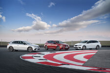 SEAT Leon Cupra 001L.JPG
