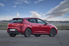 SEAT Leon Cupra 005L.JPG
