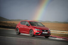SEAT Leon Cupra 018L.JPG