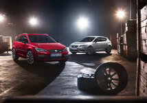 SEAT Leon Cupra 041L.JPG