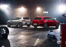 SEAT Leon Cupra 042L.JPG
