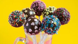 piruletas-de-chocolate-y-oreo-655x368.jpg